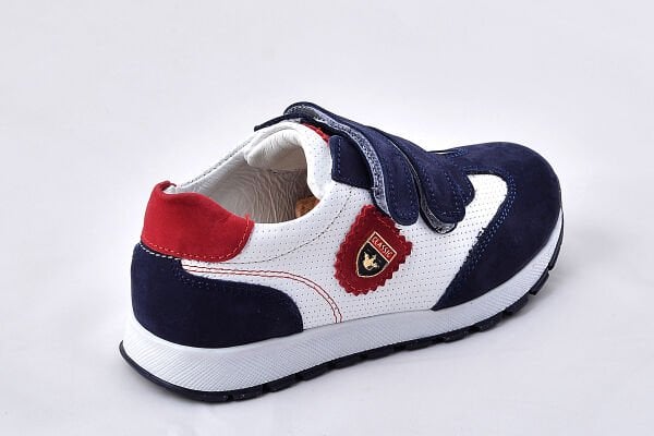 Erkek Çocuk Hakiki Deri 790 Spor Ayakkabı (26-30 Numara Aralığı)