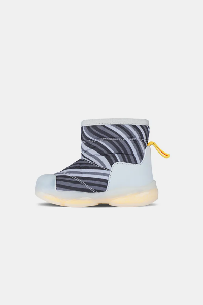 943.E24K.482 Helyum İlk Adım Botu