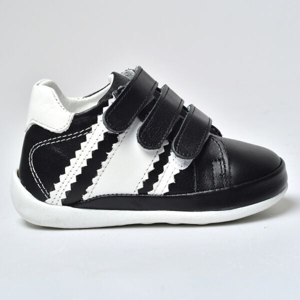 V.005 April Ayakkabı