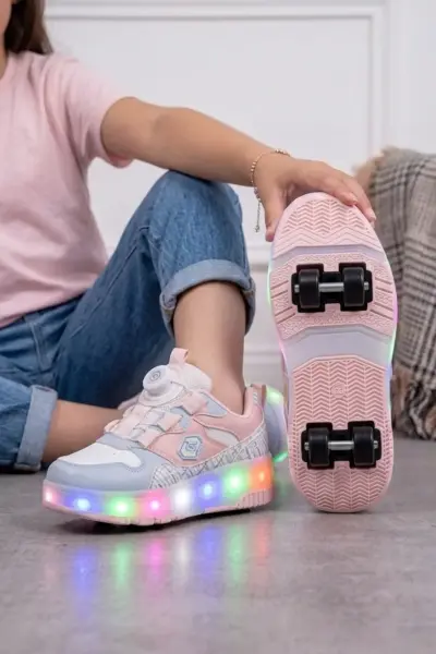 A.9625 Led Işıklı Tekerlekli Çocuk Patenli Spor Ayakkabı