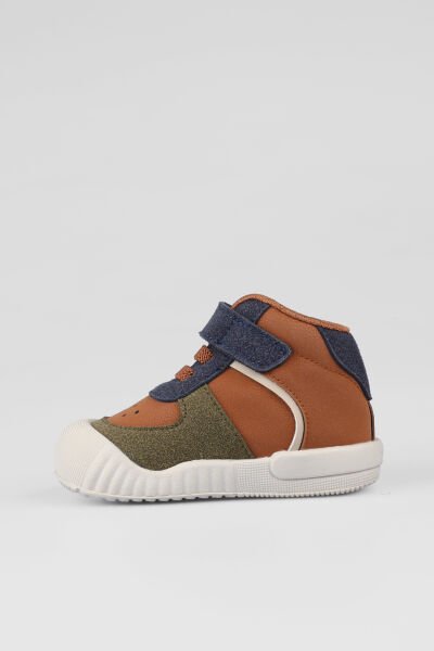 946.E25K.402 Soli II İlk Adım Botu