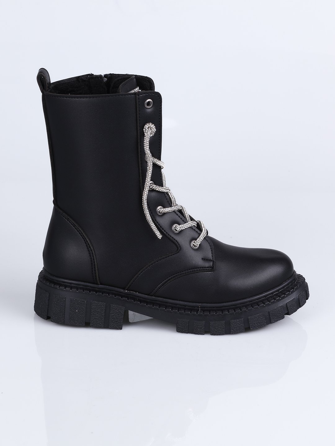 E.70 Dil Taşlı Bot F.