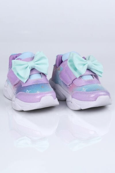 C.24002 Işıklı Fiyonklu Spor Ayakkabı B.