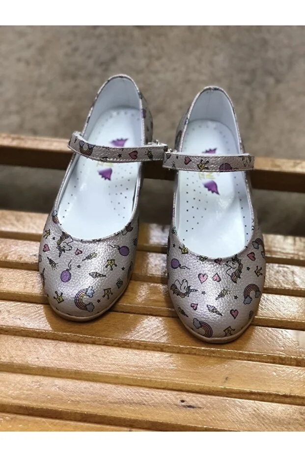 K.1178 Unicorn Babet F.