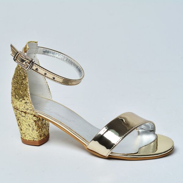 K.058 Tek Bantlı Topuklu Ayakkabı