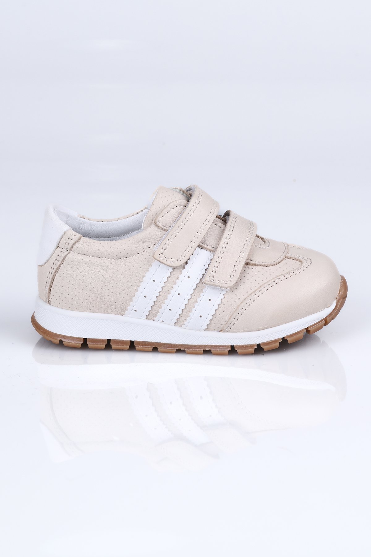 600 Hakiki Deri Spor Ayakkabı  (21-25 Numara Aralığı)