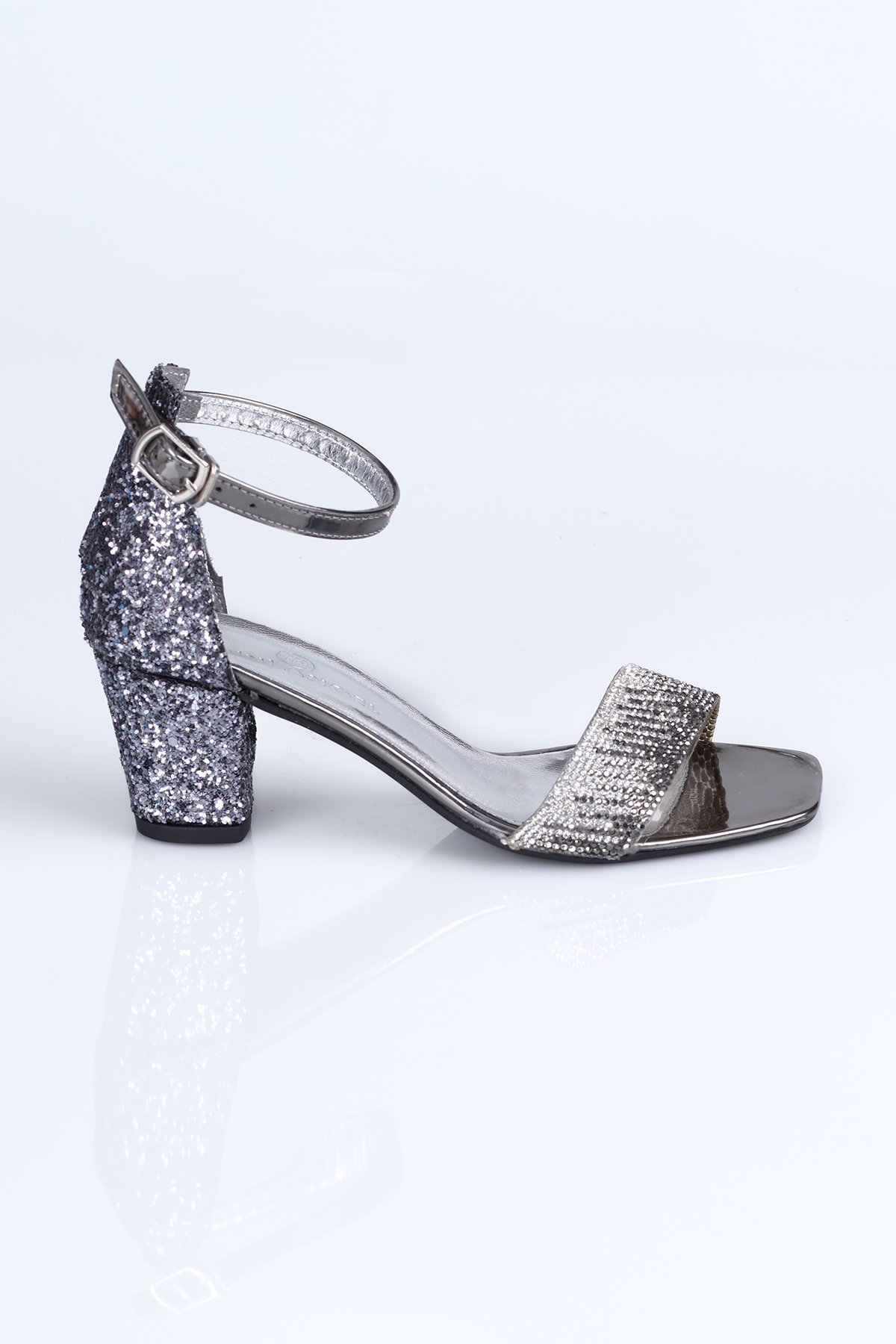 K.06 Taşlı Topuklu Ayakkabı F.