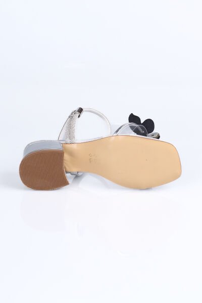 K.32 Şeffaf Bant Kelebek Detaylı Topuklu Ayakkabı F.